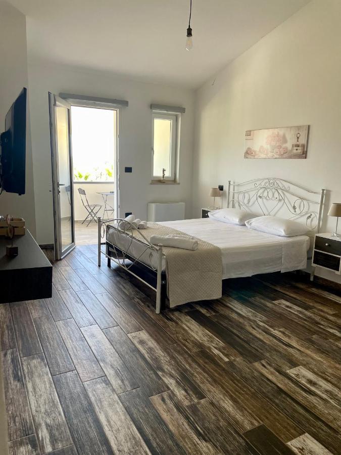 Elios Rooms Nardo Luaran gambar